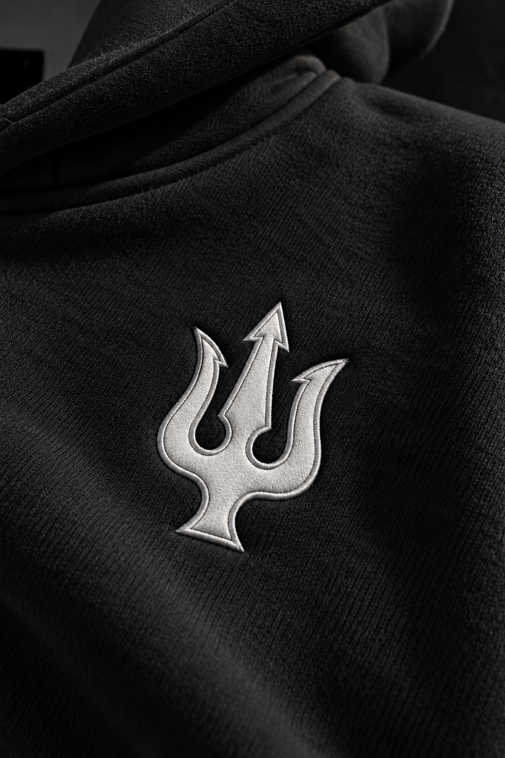 PULL NOIR LA LEAGUE
